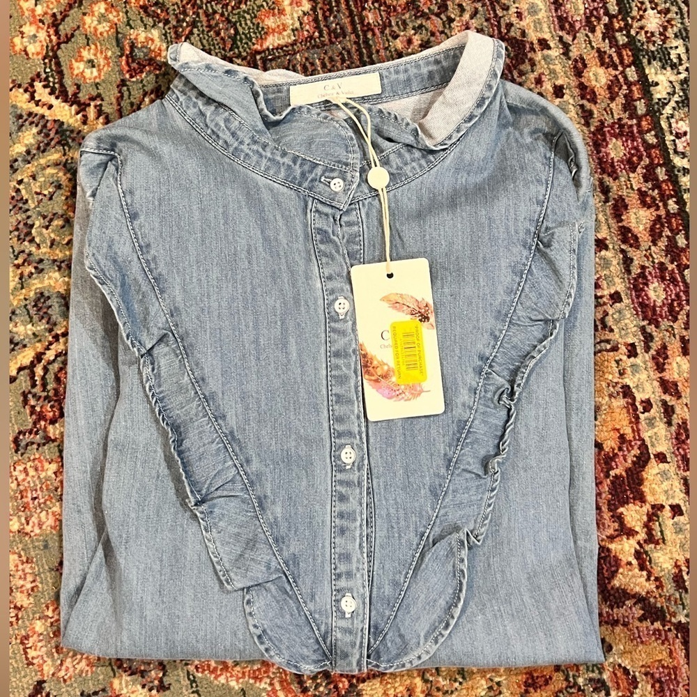 FINAL PRICE NWT Chelsea and Violet Button Down Denim Top